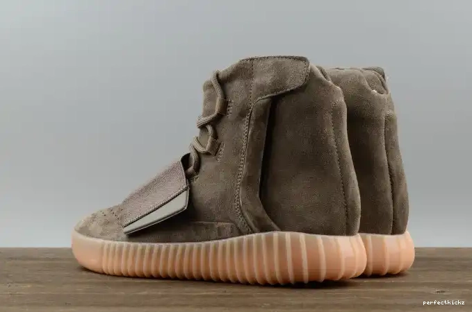 Boost Brown adidas Light Yeezy BY2456 750 0608